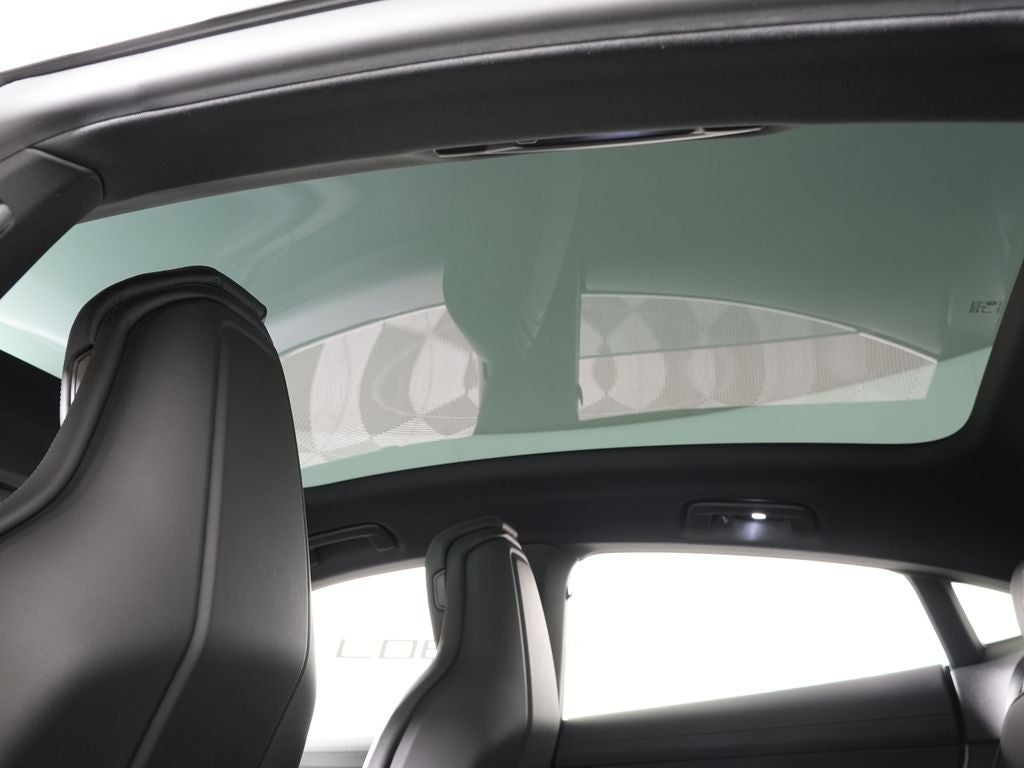 2026 Porsche Taycan 4