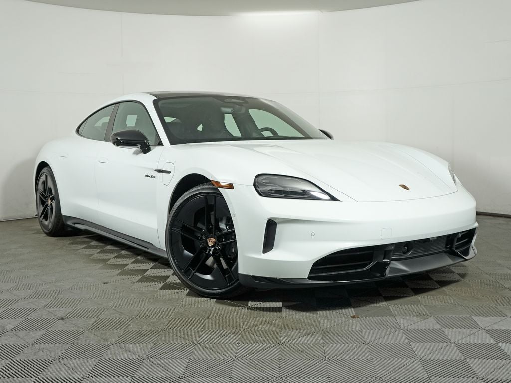 2026 Porsche Taycan 4