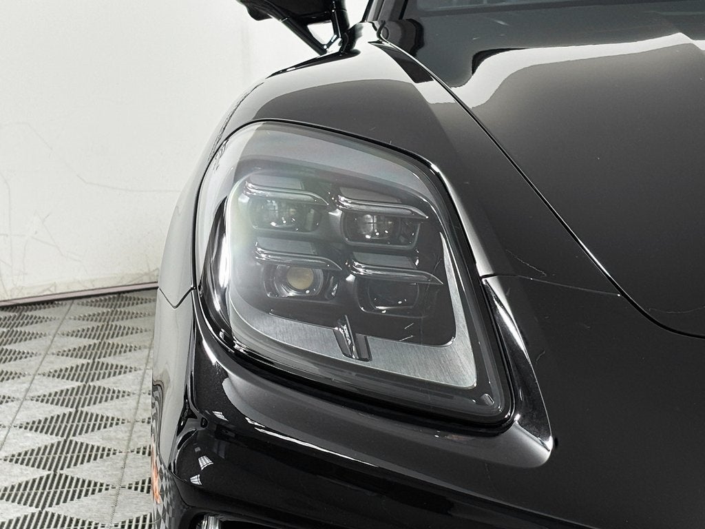 2026 Porsche Panamera 4