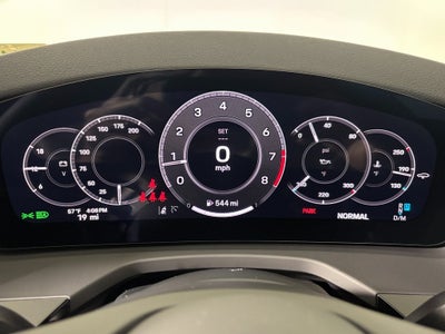 2026 Porsche Panamera 4