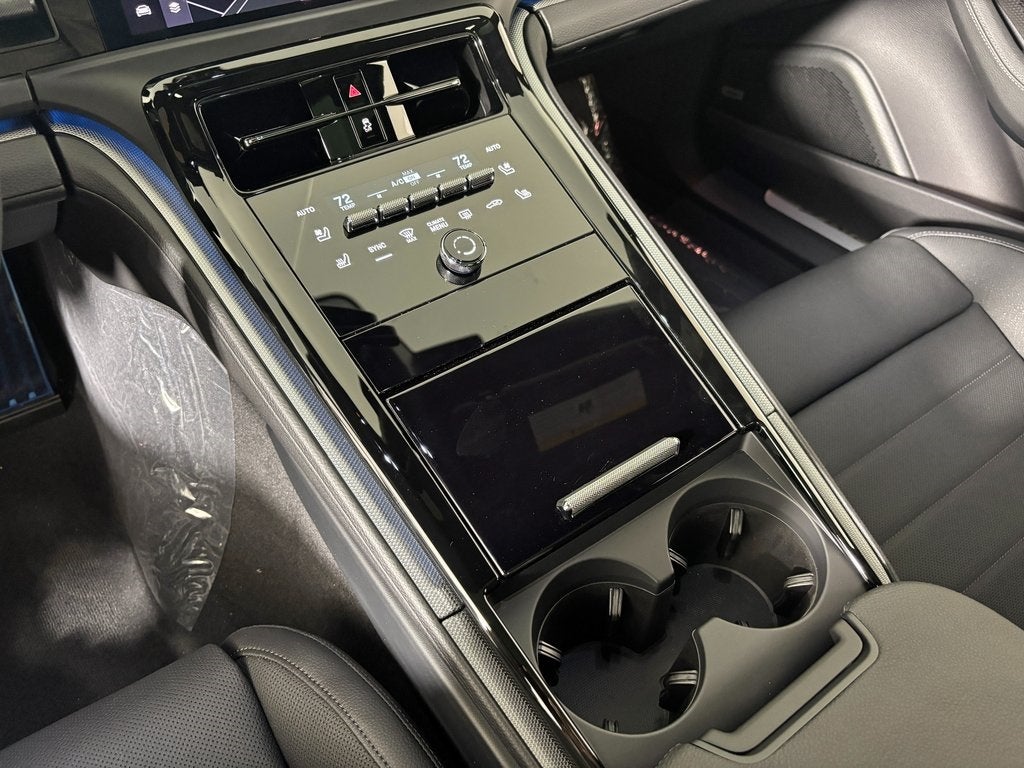 2026 Porsche Panamera 4