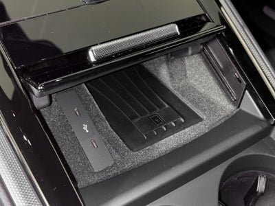 2026 Porsche Panamera 4