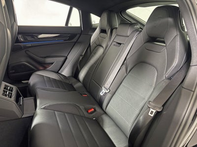 2026 Porsche Panamera 4