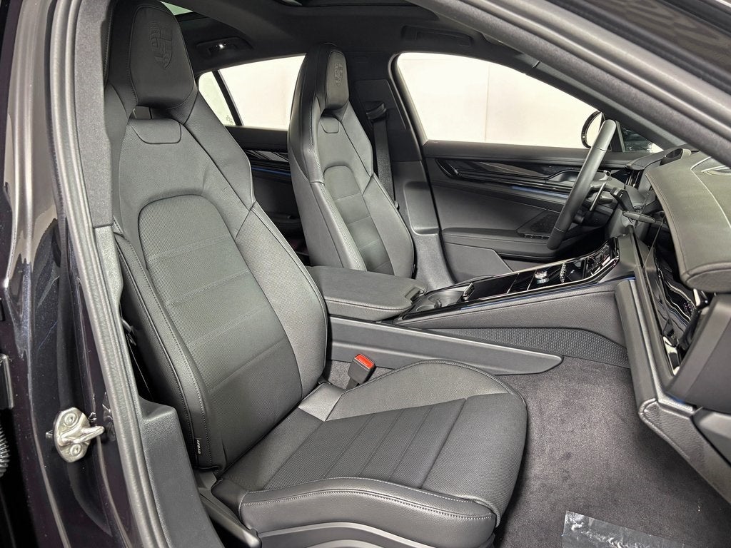 2026 Porsche Panamera 4