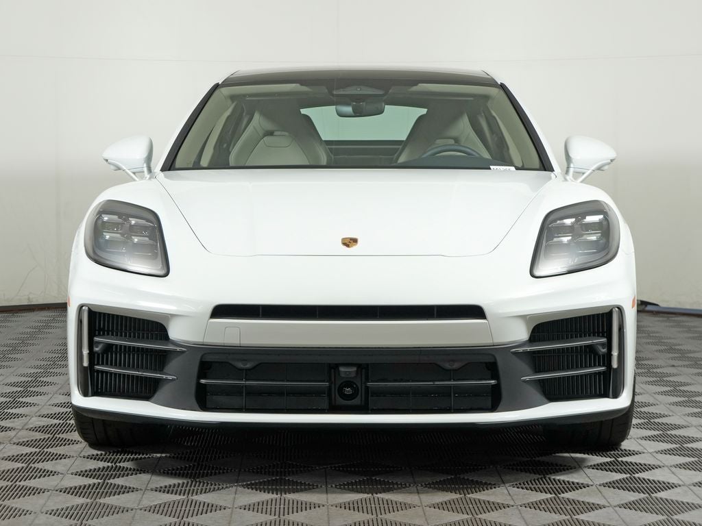 2026 Porsche Panamera 4