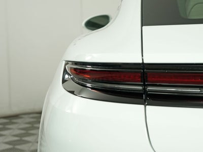 2026 Porsche Panamera 4