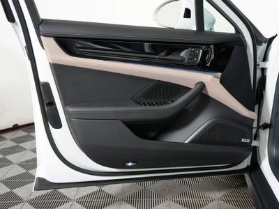 2026 Porsche Panamera 4