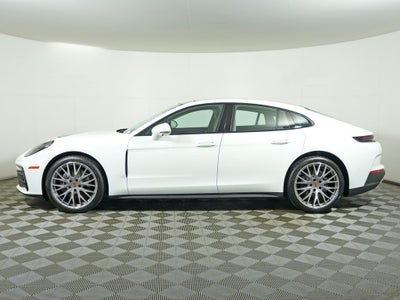 2026 Porsche Panamera 4