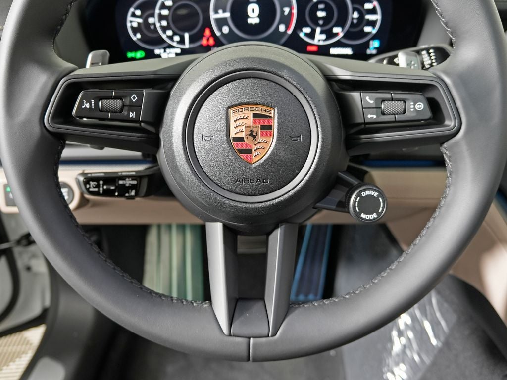 2026 Porsche Panamera 4