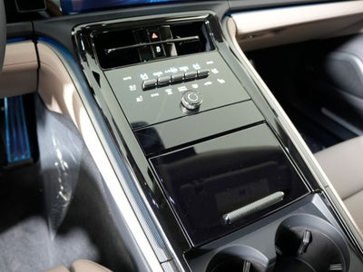 2026 Porsche Panamera 4