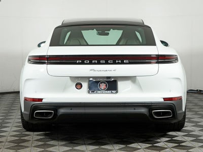 2026 Porsche Panamera 4