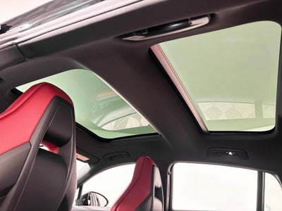 2026 Porsche Panamera 4