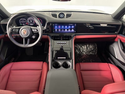 2026 Porsche Panamera 4