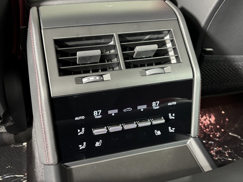 2026 Porsche Panamera 4