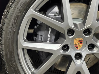 2026 Porsche Panamera 4