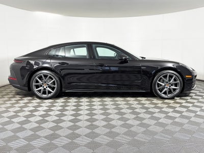 2026 Porsche Panamera 4