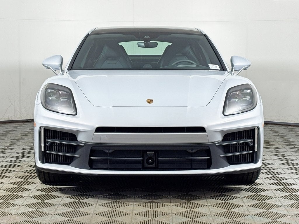 2026 Porsche Panamera 4