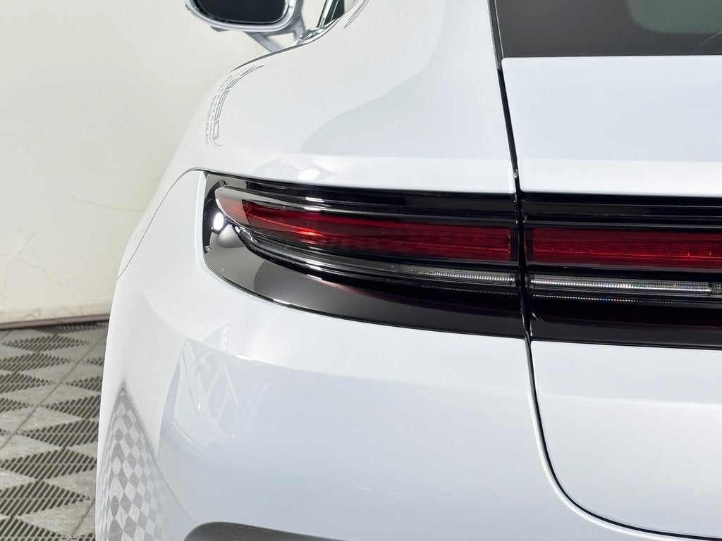 2026 Porsche Panamera 4