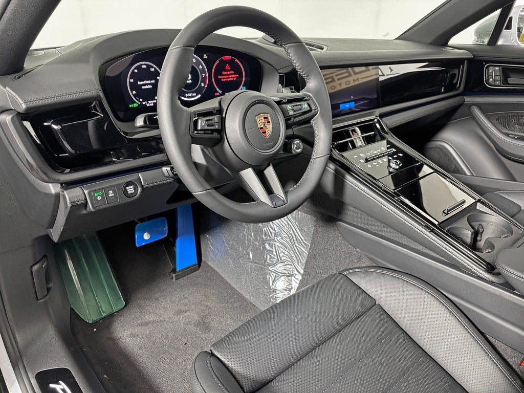 2026 Porsche Panamera 4