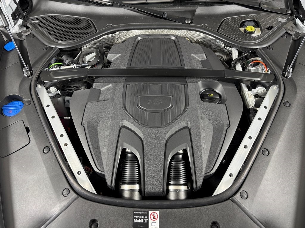 2026 Porsche Panamera 4