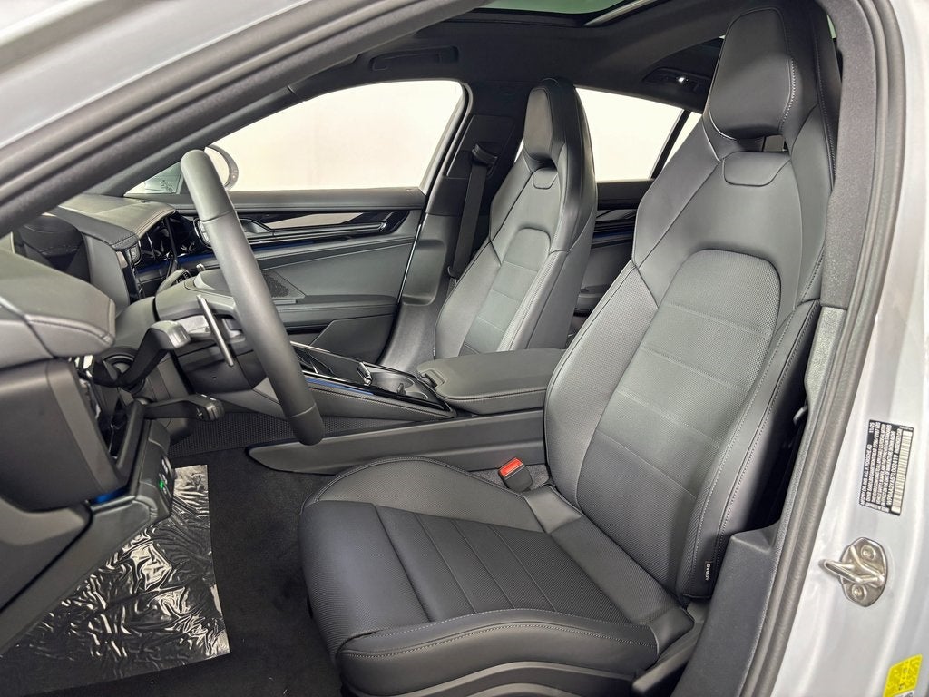 2026 Porsche Panamera 4