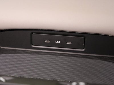 2026 Porsche Panamera 4