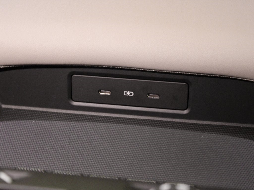 2026 Porsche Panamera 4