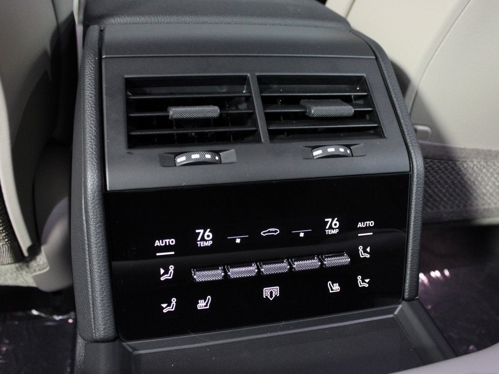 2026 Porsche Panamera 4