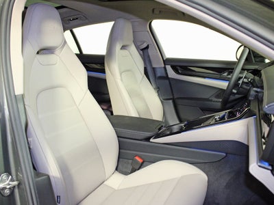 2026 Porsche Panamera 4