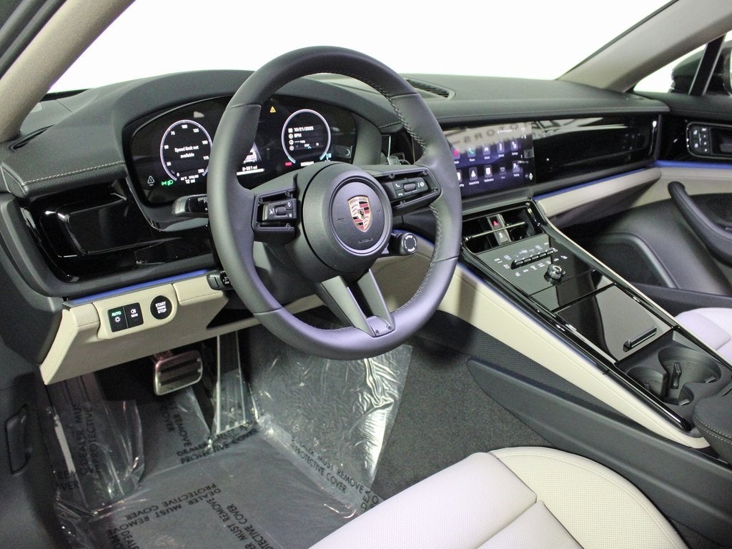 2026 Porsche Panamera 4