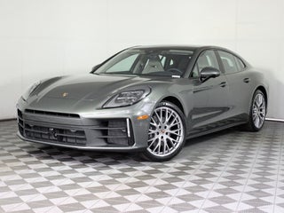2026 Porsche Panamera 4