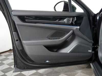 2026 Porsche Panamera 4