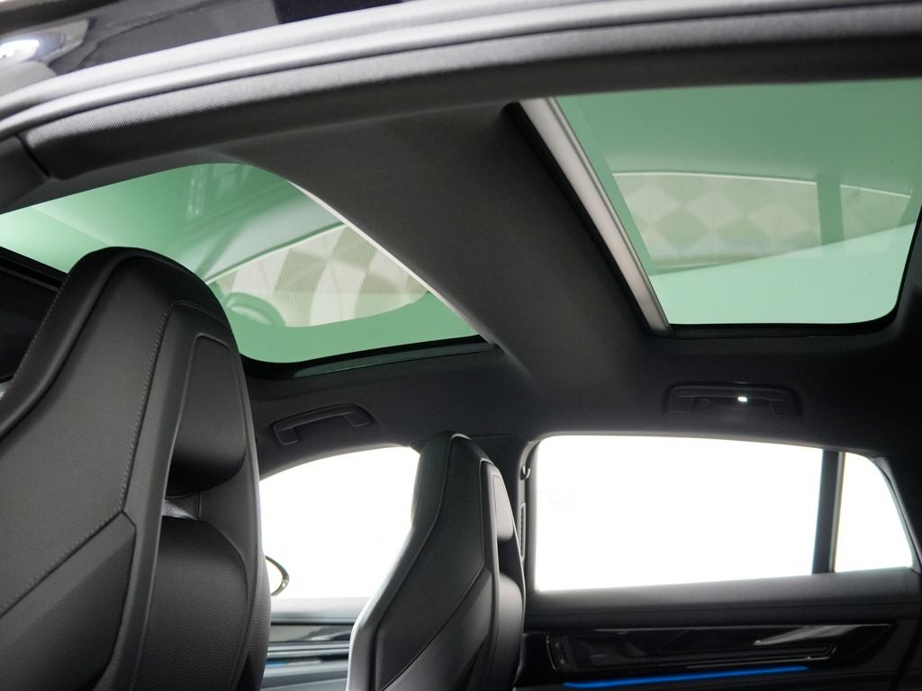 2026 Porsche Panamera 4