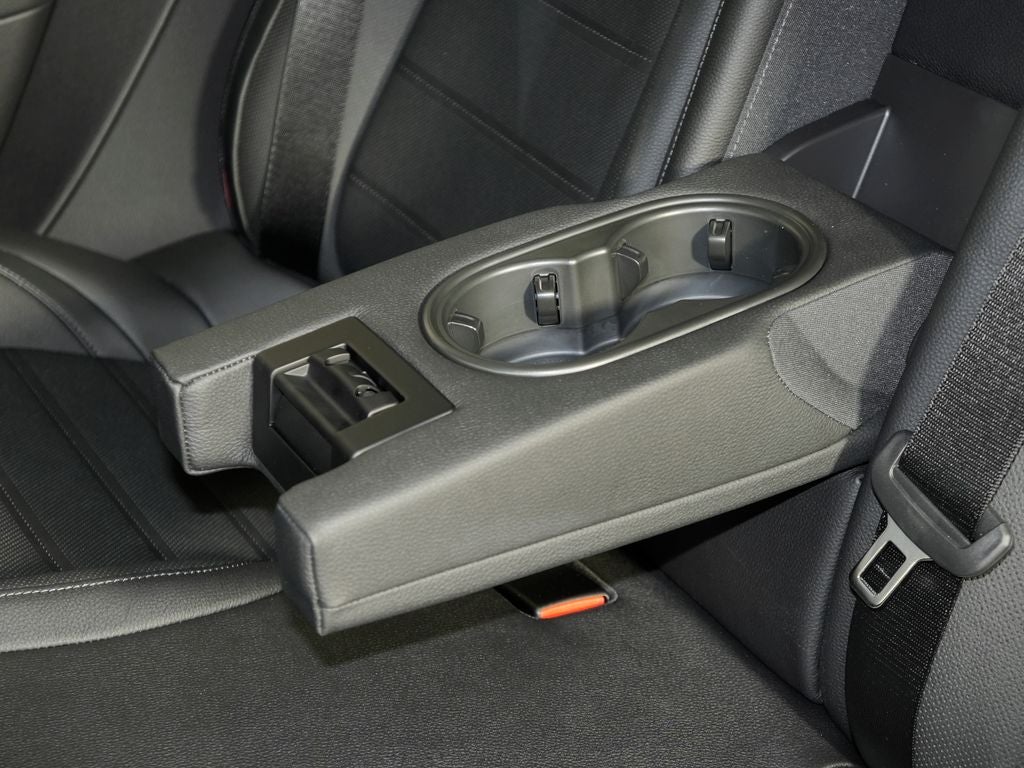 2026 Porsche Panamera 4