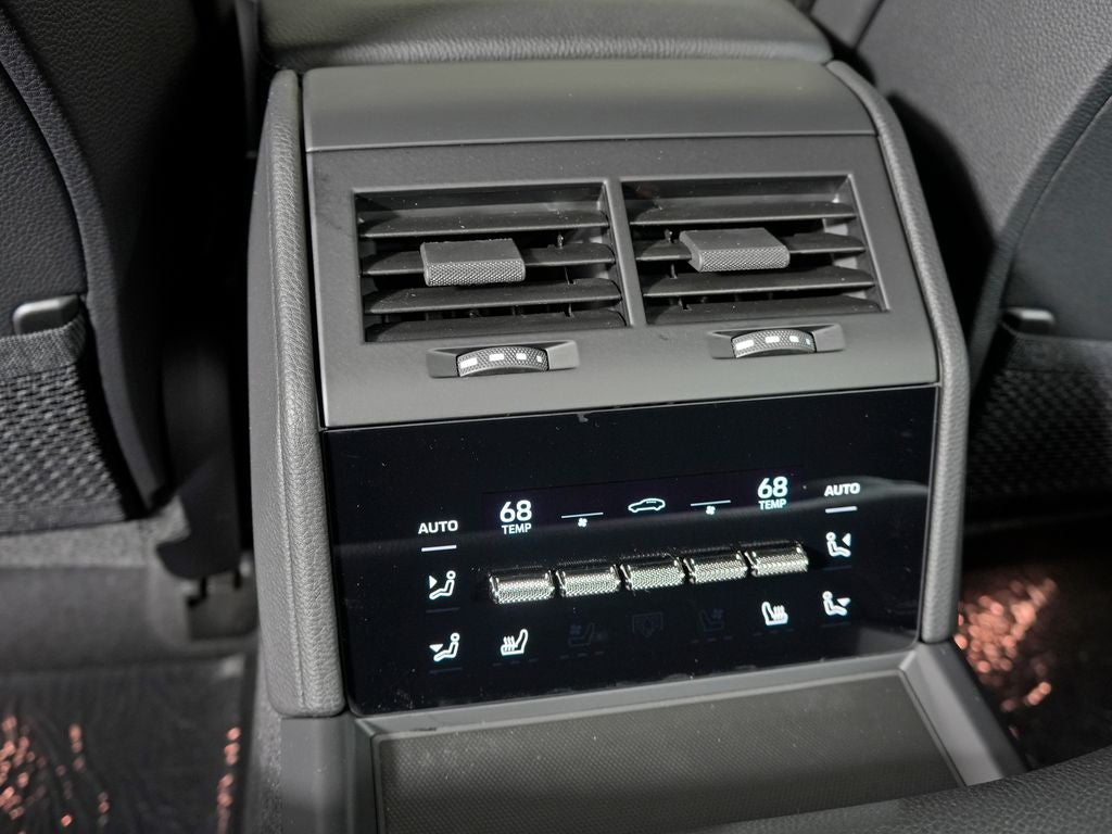 2026 Porsche Panamera 4