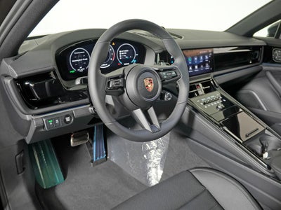 2026 Porsche Panamera 4