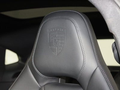 2025 Porsche Panamera 4