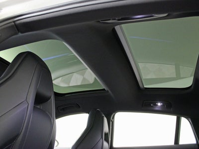 2025 Porsche Panamera 4