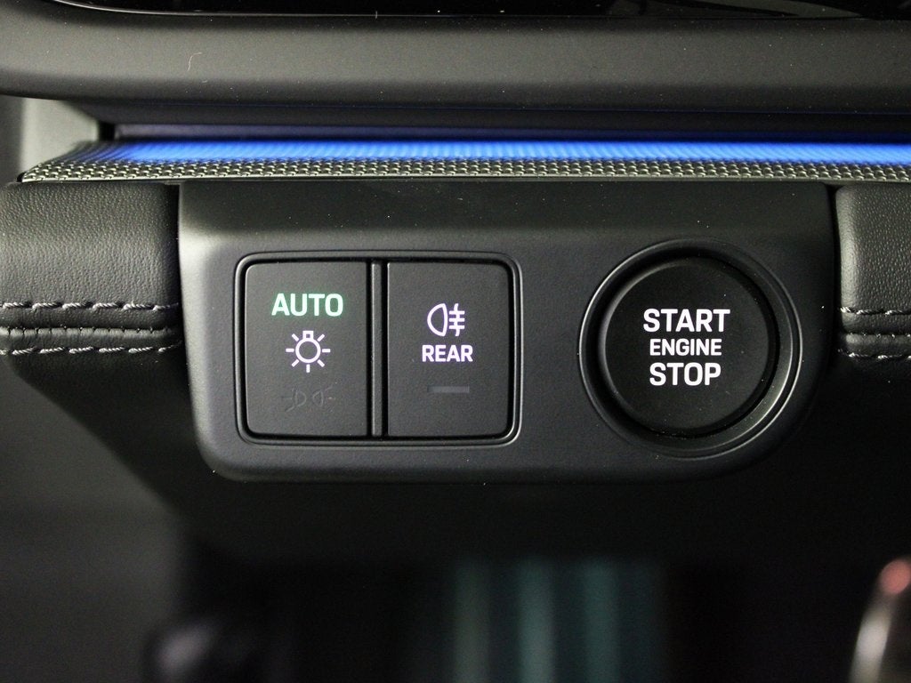 2025 Porsche Panamera 4