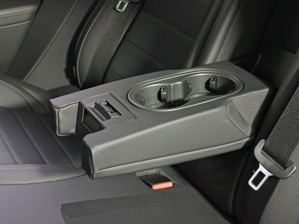 2025 Porsche Panamera 4