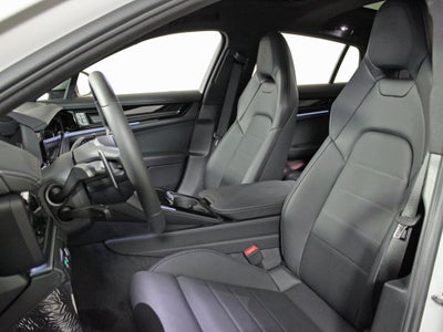 2025 Porsche Panamera 4