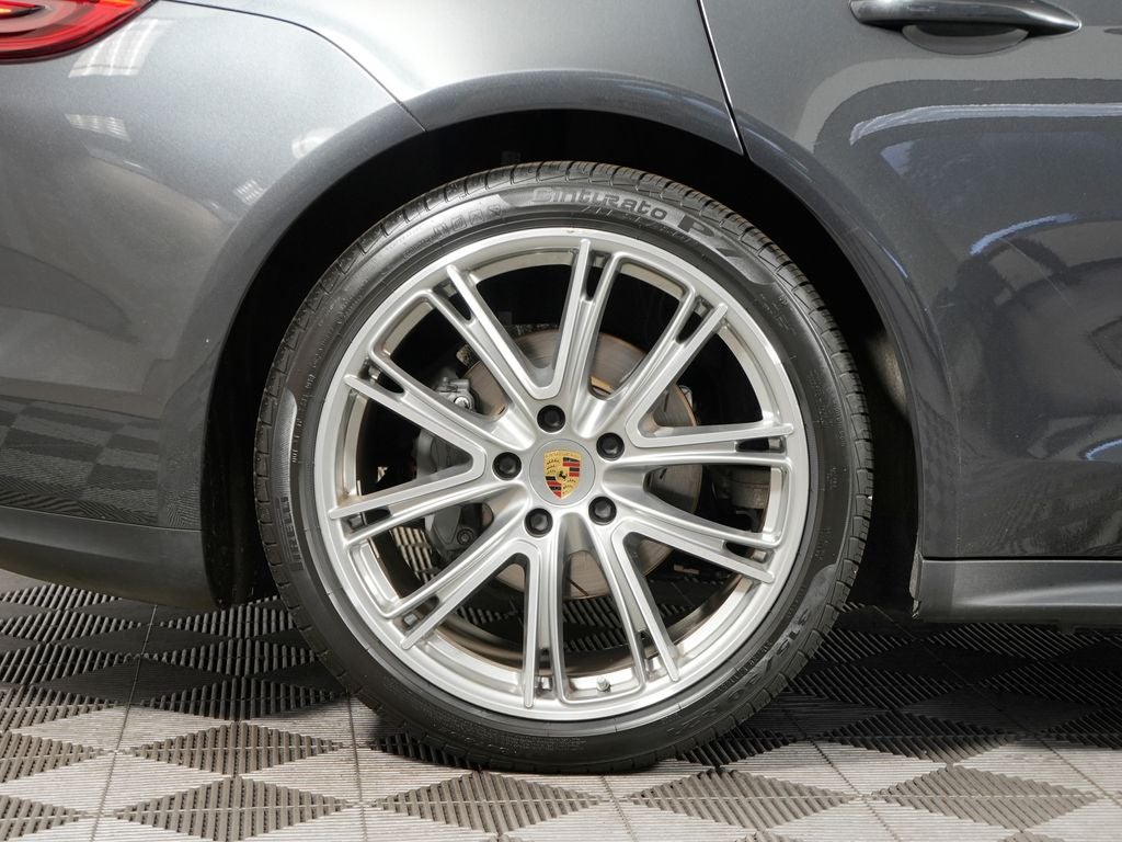 2020 Porsche Panamera 4S