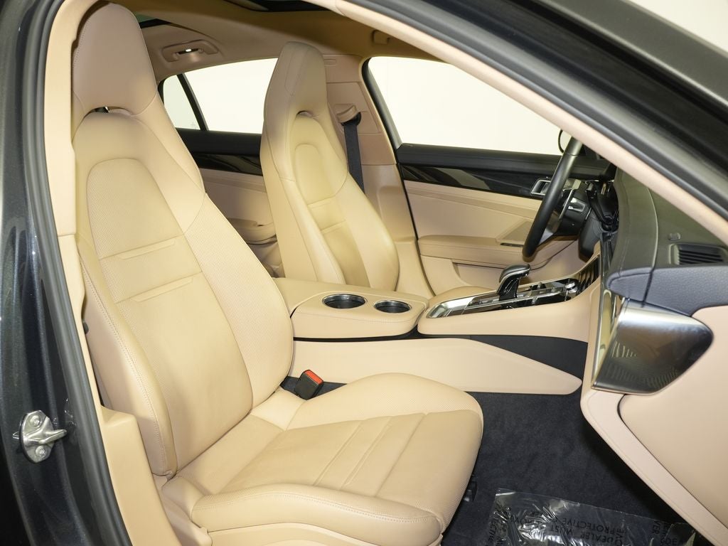 2020 Porsche Panamera 4S