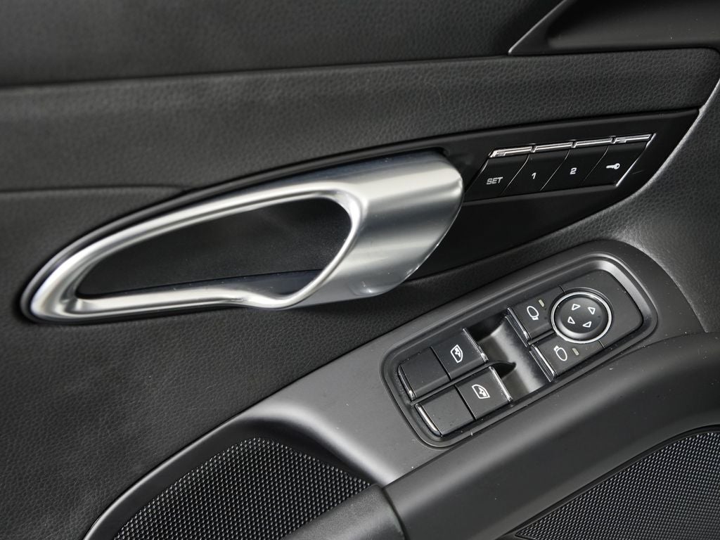 2018 Porsche 718 S