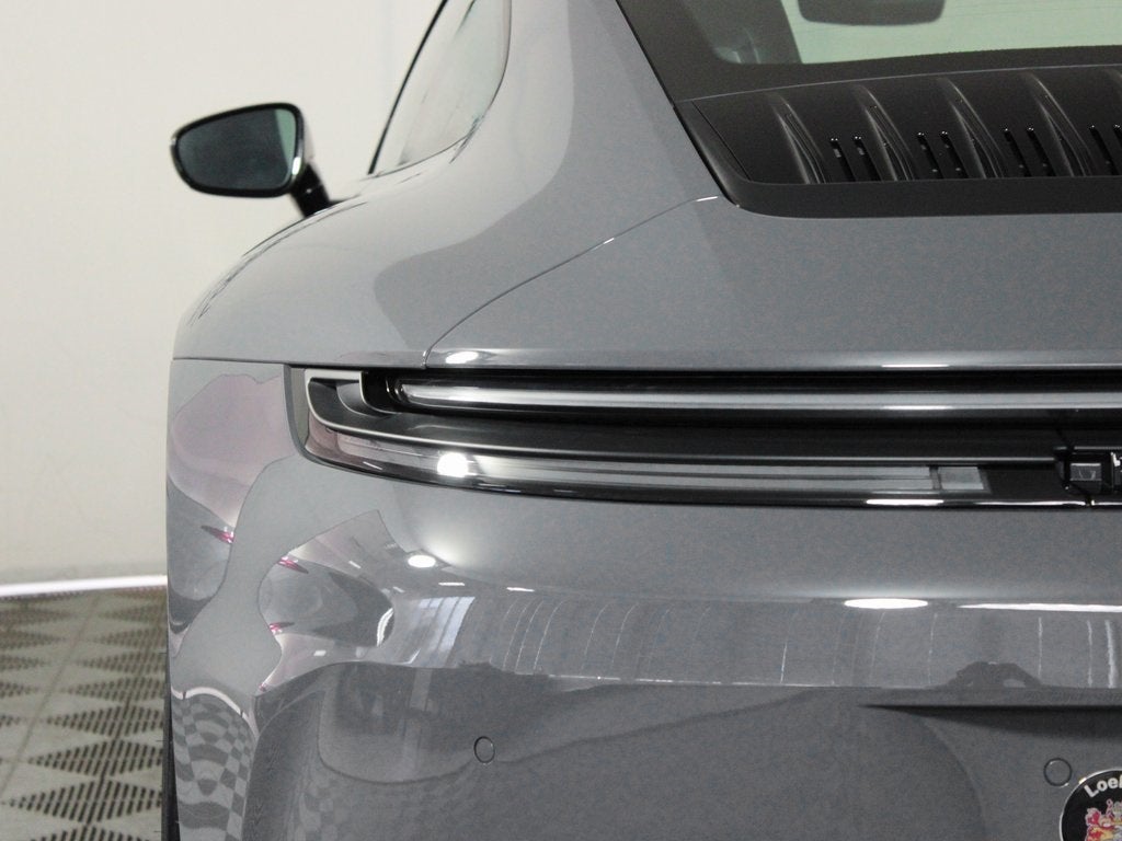 2025 Porsche 911 Carrera GTS