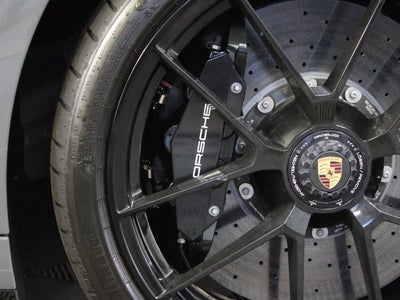 2025 Porsche 911 Carrera GTS