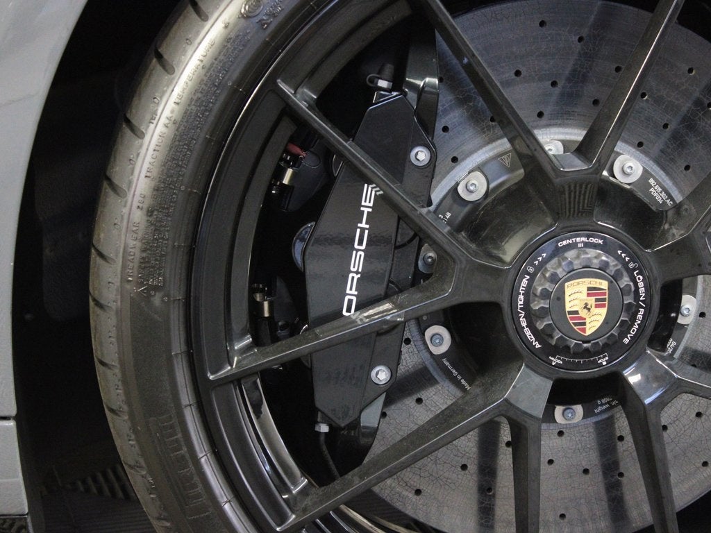 2025 Porsche 911 Carrera GTS