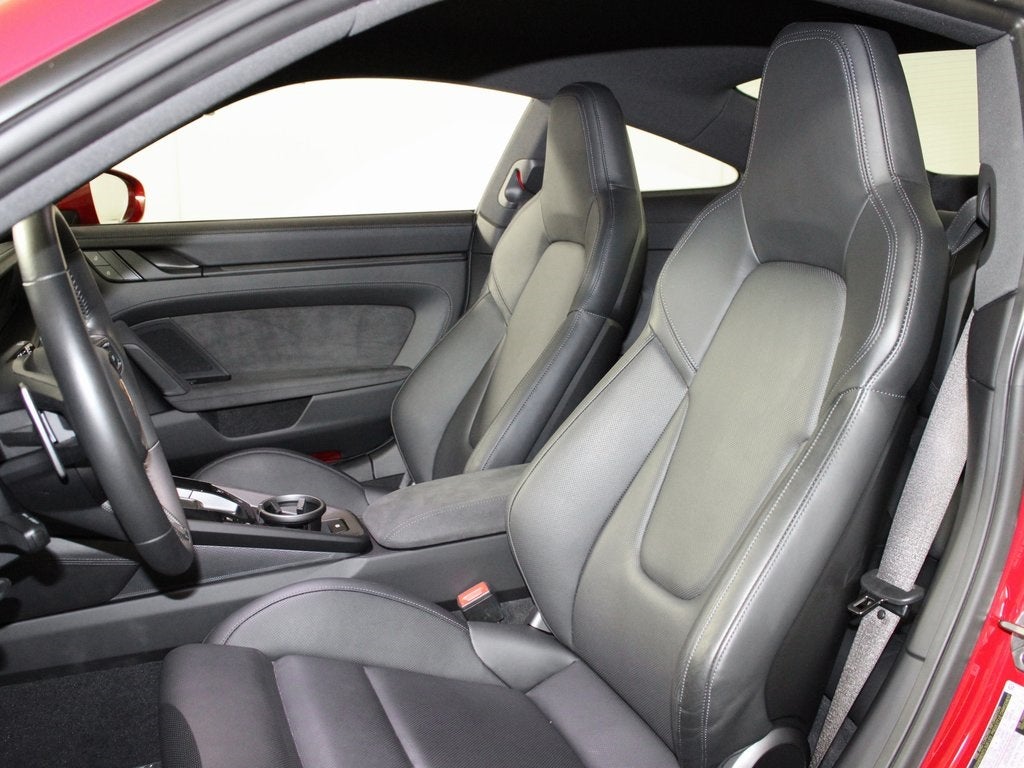 2024 Porsche 911 Carrera GTS