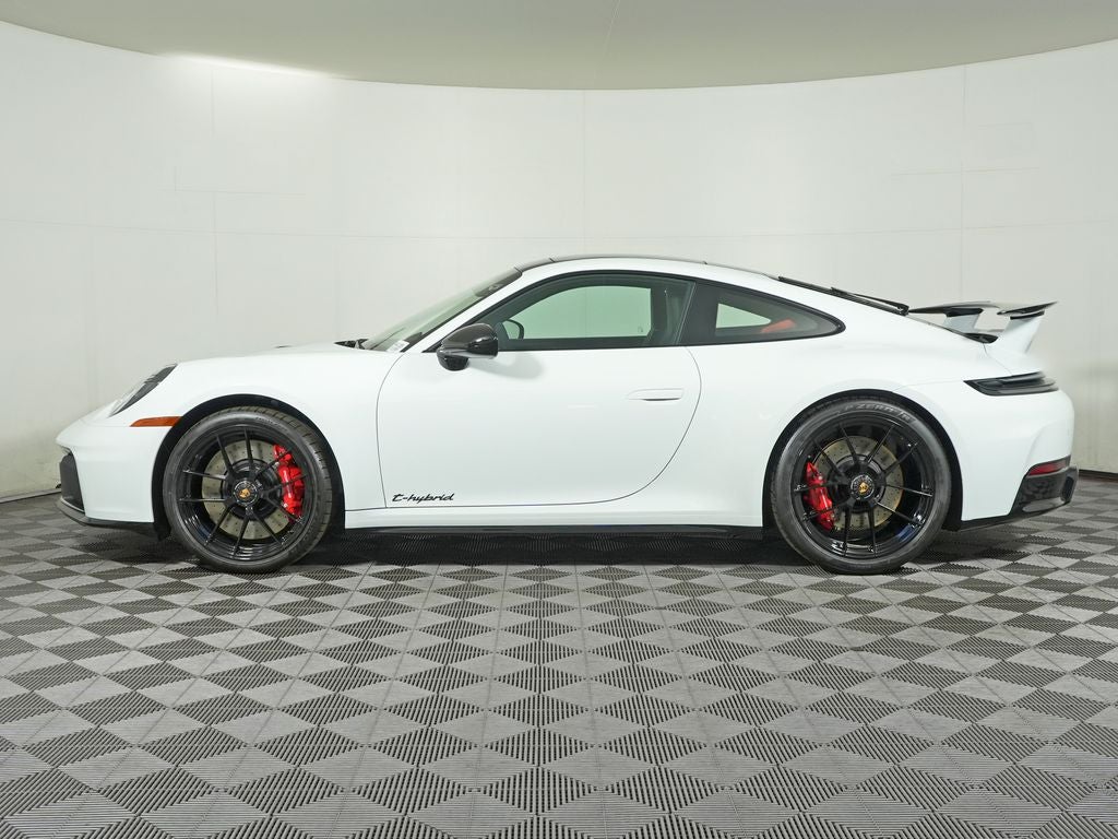 2026 Porsche 911 Carrera GTS