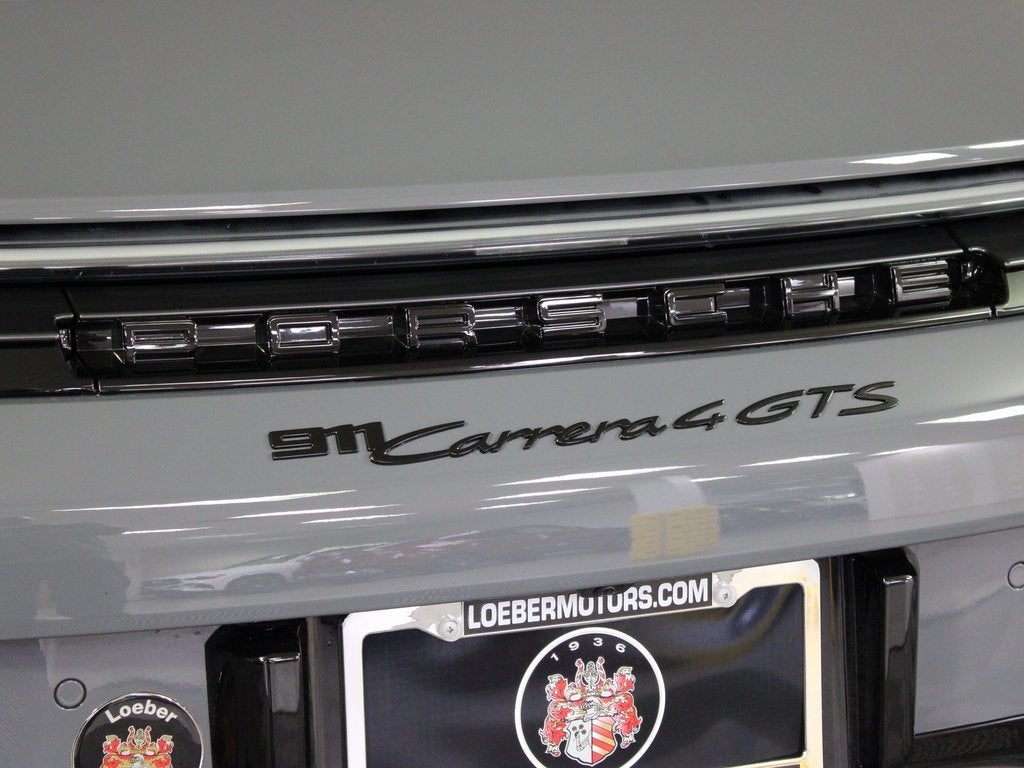 2025 Porsche 911 Carrera 4 GTS